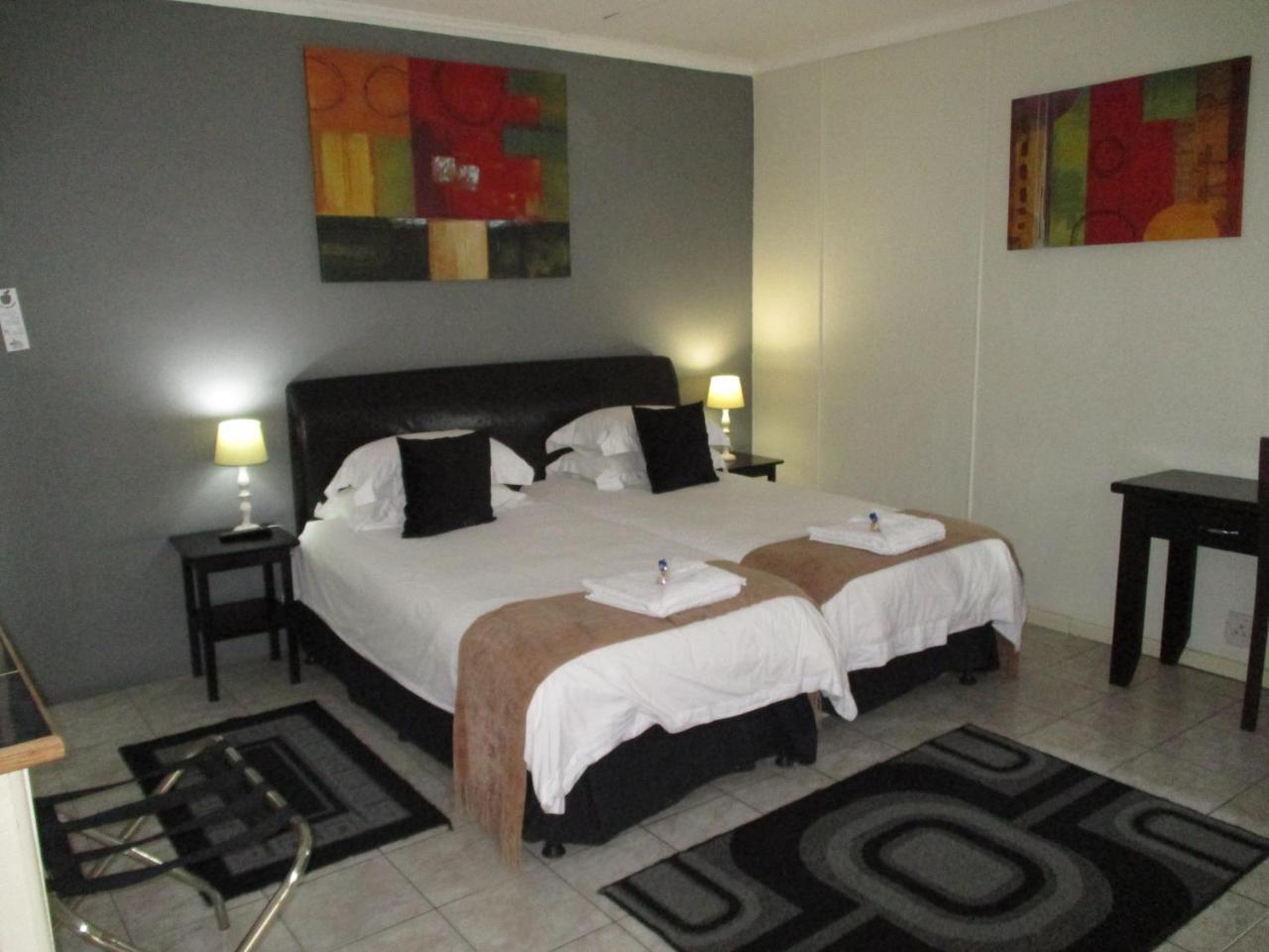Knysna Herons Guest House Zewnętrze zdjęcie